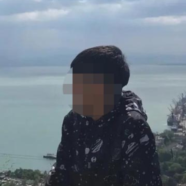 Markette başlayan kavga dışarı taştı; 17 yaşındaki çocuk göğsünden bıçaklan...