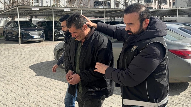 Vücudundan 934 gram metamfetamin çıktı