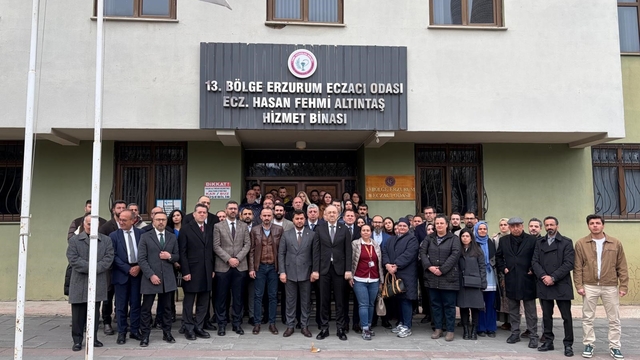 Türk Eczacıları Birliği'nden kundaklama girişimine sert tepki