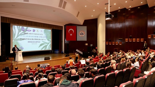 ERÜ'den Uluslararası Sıfır Atık Günü dolayısıyla farkındalık etkinliği