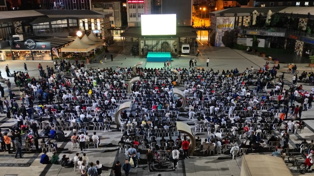 Milli maç heyecanı Çorum'da dev ekranda yaşanacak