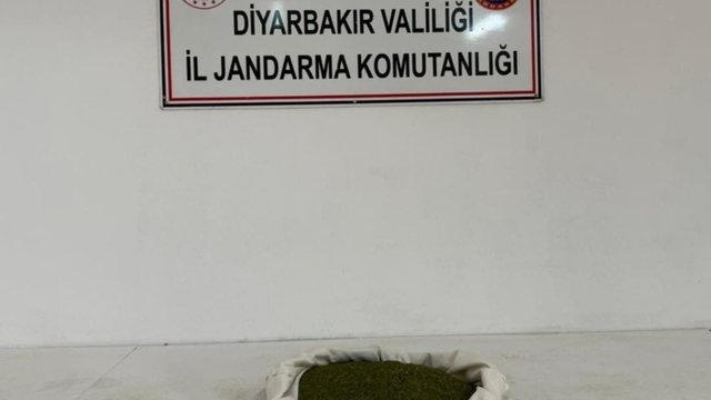 Diyarbakır'da 23 kilo esrar ele geçirildi