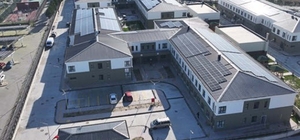 Kız yurduna girmeye çalışan şüpheli yakalandı; kurum müdürü uzaklaştırıldı