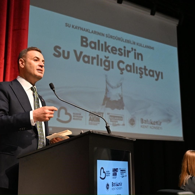 Balıkesir'de suyun geleceği masaya yatırıldı
Balıkesir Büyükşehir Belediye...