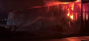 Osmaniye’de karton fabrikasında yangın