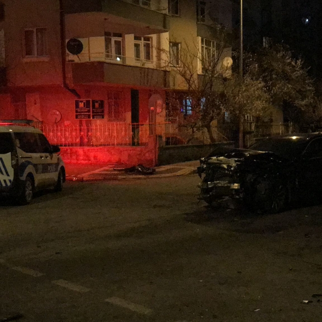 Kayseri'de iki otomobil çarpıştı: 5 yaralı