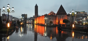 Doğuda yüksek kesimlerde kar var