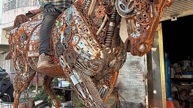 Büyük İskender'in atı Bukefalos'un heykeli, milattan önce 333 yılında kurduğu İskenderun'da sergilenecek