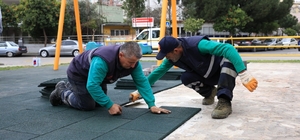 Efeler Belediyesi'nden parklarda bakım ve onarım çalışması