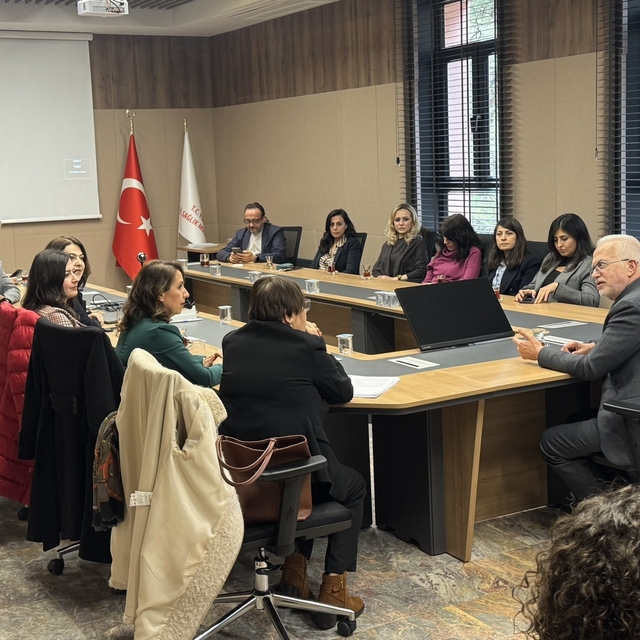 Eskişehir İl Sağlık Müdürlüğü'nde 'Hukuk ve Muhakemat' mesaisi
İl Sağlık Mü...