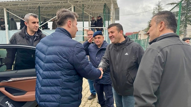 Emniyet Müdürü Çağlar Pazaryeri'nde denetim yaptı