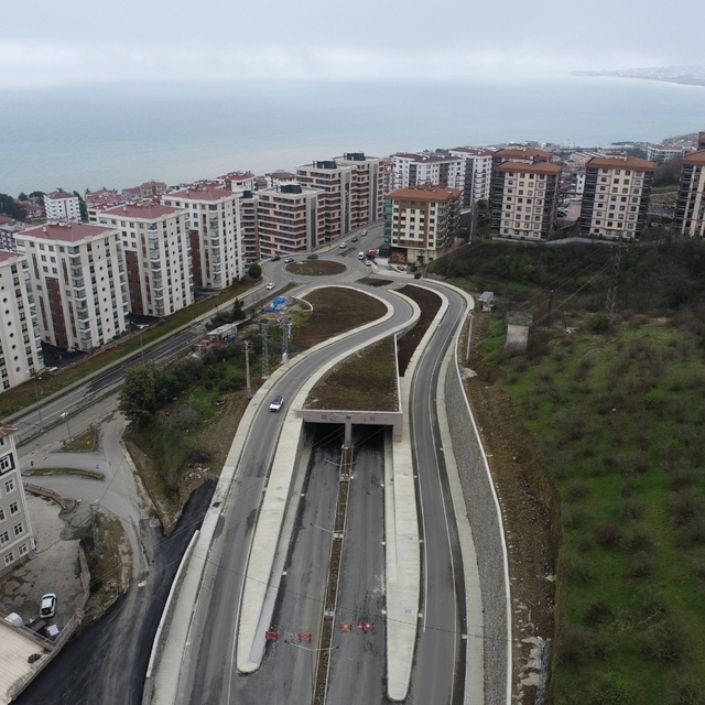 Pulathane Bulvarı'nda yol yapım çalışmaları sürüyor