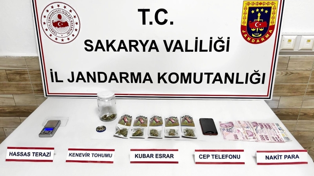 Sakarya'da uyuşturucu operasyonlarında 3 şüpheli tutuklandı