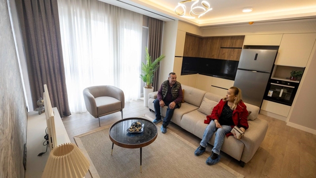 Örnekköy'deki kentsel dönüşümde anahtar teslim zamanı