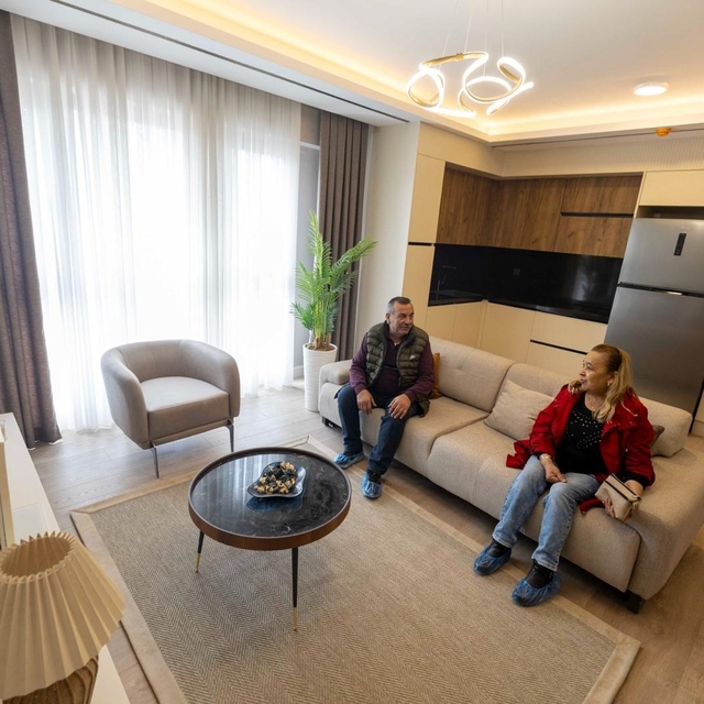 Örnekköy'deki kentsel dönüşümde anahtar teslim zamanı