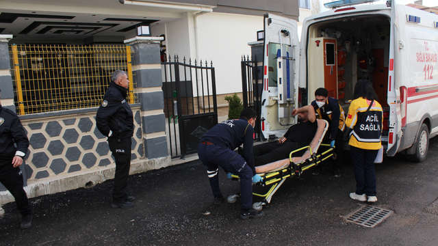 Tartıştığı eniştesini bacağından bıçakladı