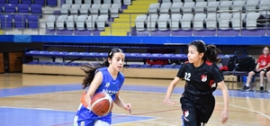 Küçükler basketbol grup müsabakaları başladı