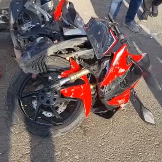 Siverek'te otomobille çarpışan genç motosikletli hayatını kaybetti