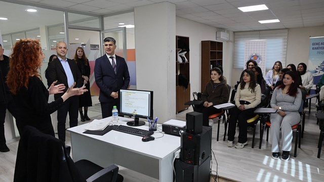 Akdeniz'de kadınlara yönelik Seyahat ve Konaklama Kursu ilgi görüyor