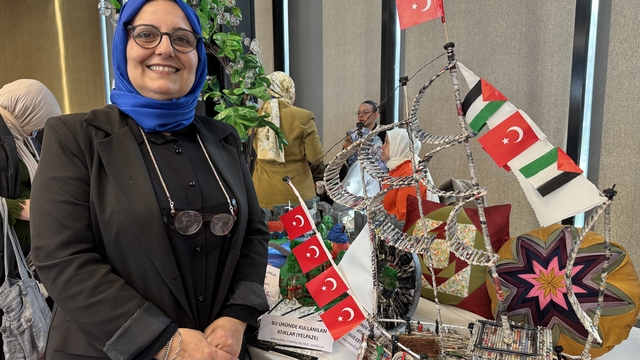 Atık malzemelerle Filistin'e giden Sumud gemisini yaptı