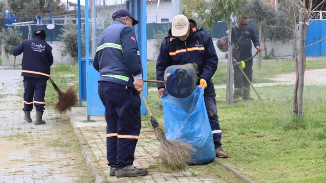 Nazilli Belediyesi'nden Esenköy'de temizlik çalışması