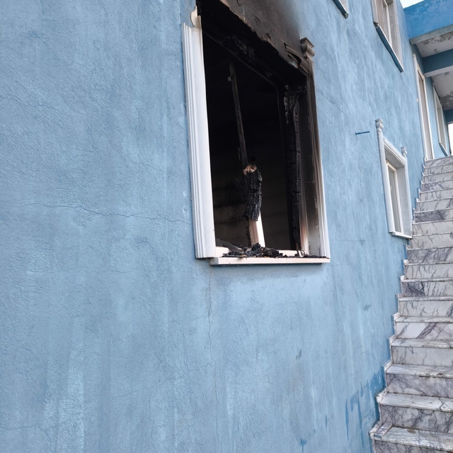 Elektrikli battaniyeden çıkan yangında hayatını kaybetti