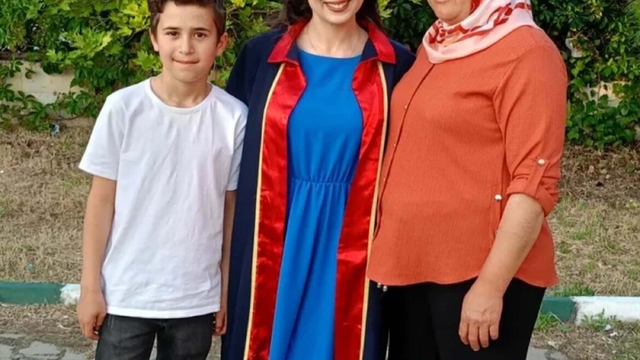 Av tüfeğiyle boşanma aşamasındaki eşi ile ailesinin yaşadığı evi bastı; 4 ölü- Yeniden