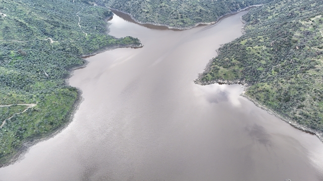 Aydın'da yağmurlar bereket getirdi, barajlar canlandı
Yaylakavak Barajı'nda doluluk oranı dron ile görüntülendi