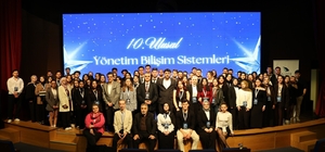 Bilişim sistemleri öğrenci zirvesine ev sahipliği yaptı