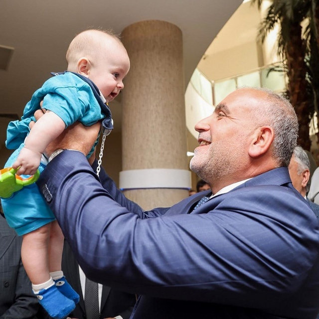 Bu ilçede bebek sahibi olan ailelere 6 bin TL nakdi destek