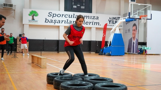 Gençler, hayallerine Şehitkamil'de hazırlanıyor