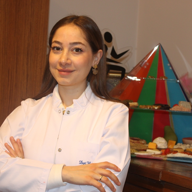 Uzmanından vertigoyu azaltan besin önerileri
Diyetisyen Burcu Akbeyaz Özger...