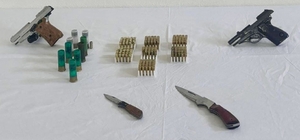 Kırşehir'de 2 ruhsatsız tabanca, 3 şarjör ve 167 fişek ele geçirildi