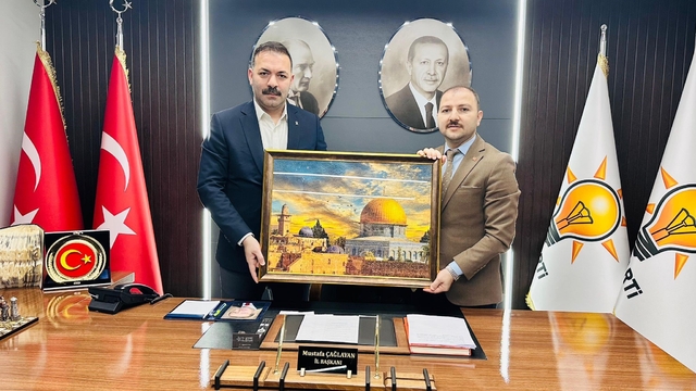 Başkan Çağlayan'a "Mescid-i Aksa" tablolu ziyaret