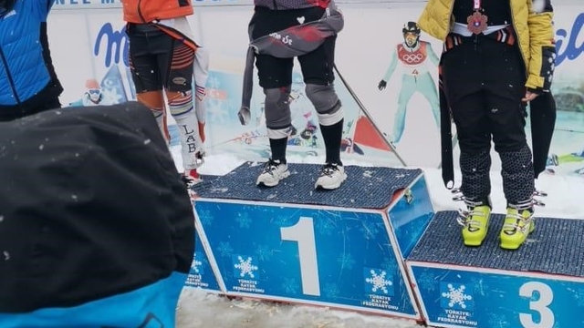 Milli kayakçı Cansu İkra Akçay'ın büyük başarısı