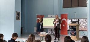 Edirne'de öğrencilere akran zorbalığı anlatıldı