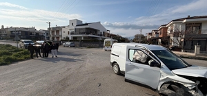 Burhaniye’de sık kaza yaşanan kavşağa düzenleme yapılması istendi