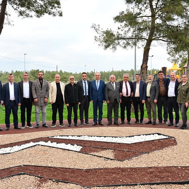 Kocagöz ile ortak akılla yönetilen Kepez'de hizmet turu