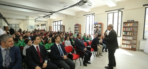 Kütüphane Haftası'na özel Yazar-Okur Buluşmaları