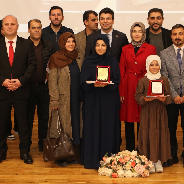 Diyarbakır'da "Genç Nida Kur'an-ı Kerim'i Güzel Okuma Yarışması" bölge fina...
