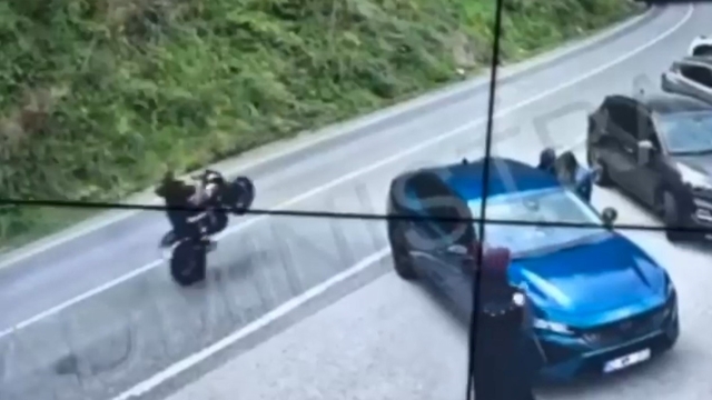 Ordu'da 2 genç sürücüye toplam 621 bin TL ceza
Jandarma denetimlerinde kural ihlallerine geçit yok