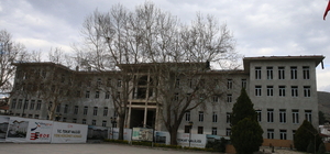 Tokat Valisi Köklü, yeni valilik binası inşaatını gezdi