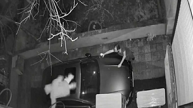 İzmir'deki hırsızlık girişiminde 2 şüpheli adli kontrolle serbest