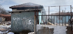 Tekirdağ'da yangın sırasında köpeğin ısırdığı çocuk hastaneye kaldırıldı