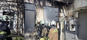 Antakya'da metruk bina yangını