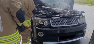 Altınözü'de cipin motoru alevlere teslim oldu