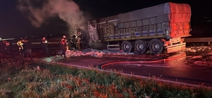 Karacabey’de tır yangını: Bursa yolu trafiğe kapandı