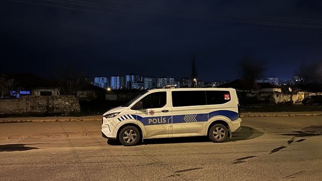 Kayseri'de iki grup arasındaki bıçaklı kavgada 2 kardeş yaralandı