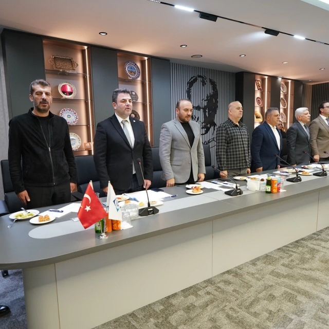 ETSO Vakfı Mütevelli Heyetinden OSB'ye tam yetki
2.OSB'ye Mesleki Eğitim Me...