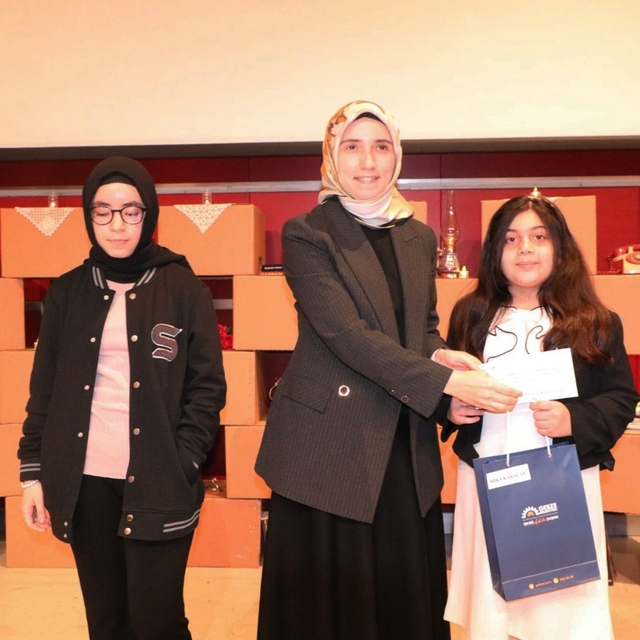 Gebze'de en çok kitap okuyan okurlar ödüllendirildi